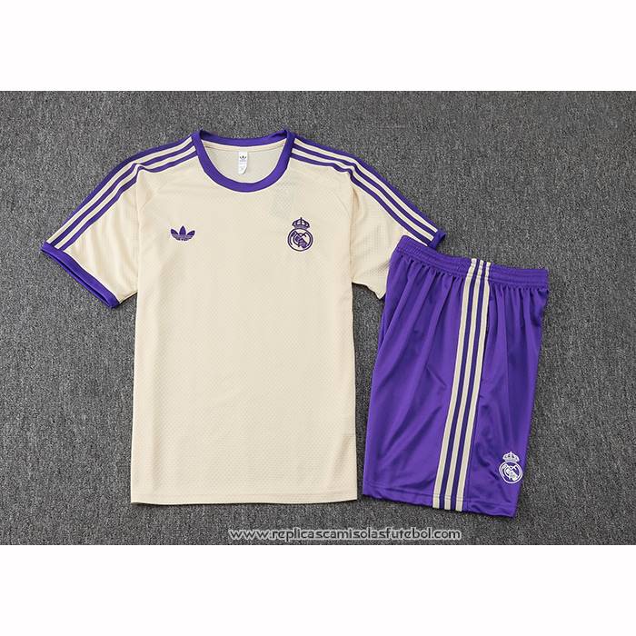 Fato de Treino
 Real Madrid 2025-2026 Manga Curta
 Amarelo
 - Calcas Curta
